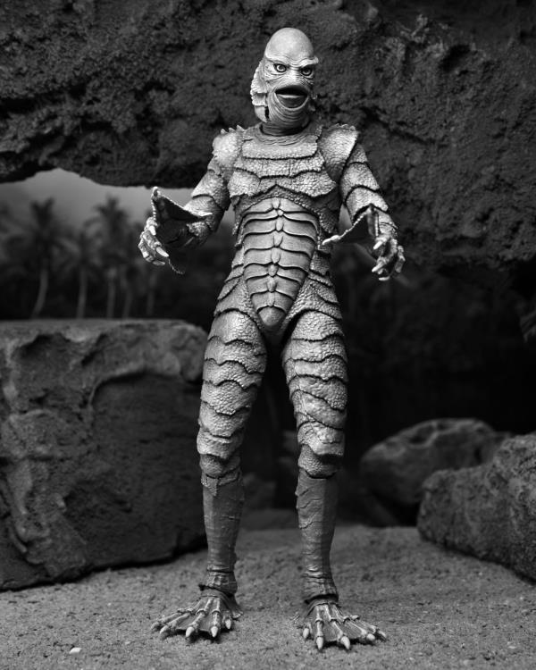 Universal Monsters Ultimate Creature from the Black Lagoon (Black & White Ver.) Gallery Image 8