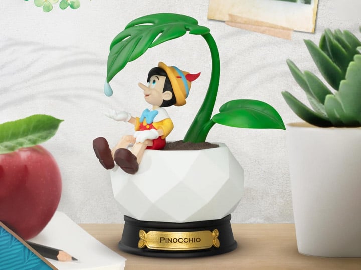 Disney Mini D-Stage Pocket Plant Series Pinocchio Figurine