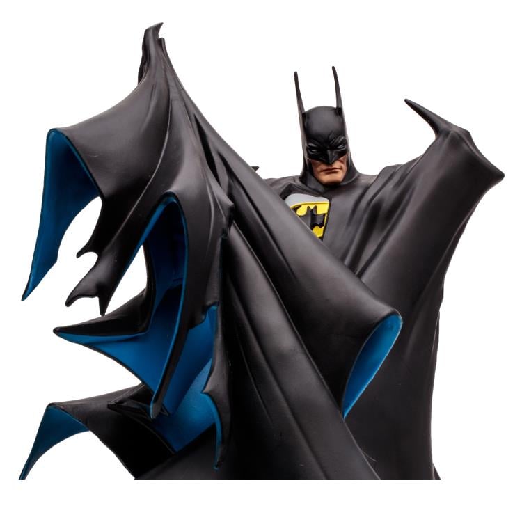 DC Comics Batman by Todd McFarlane Statue Gallery Image 8