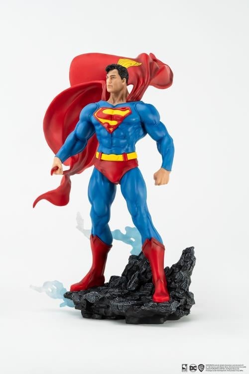 DC Comics Superman (Classic Ver.) 1/8 Scale PX Previews Exclusive