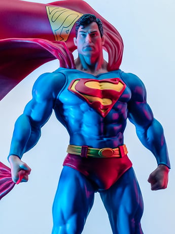 DC Comics Superman (Classic Ver.) 1/8 Scale PX Previews Exclusive Statue Gallery Image 2