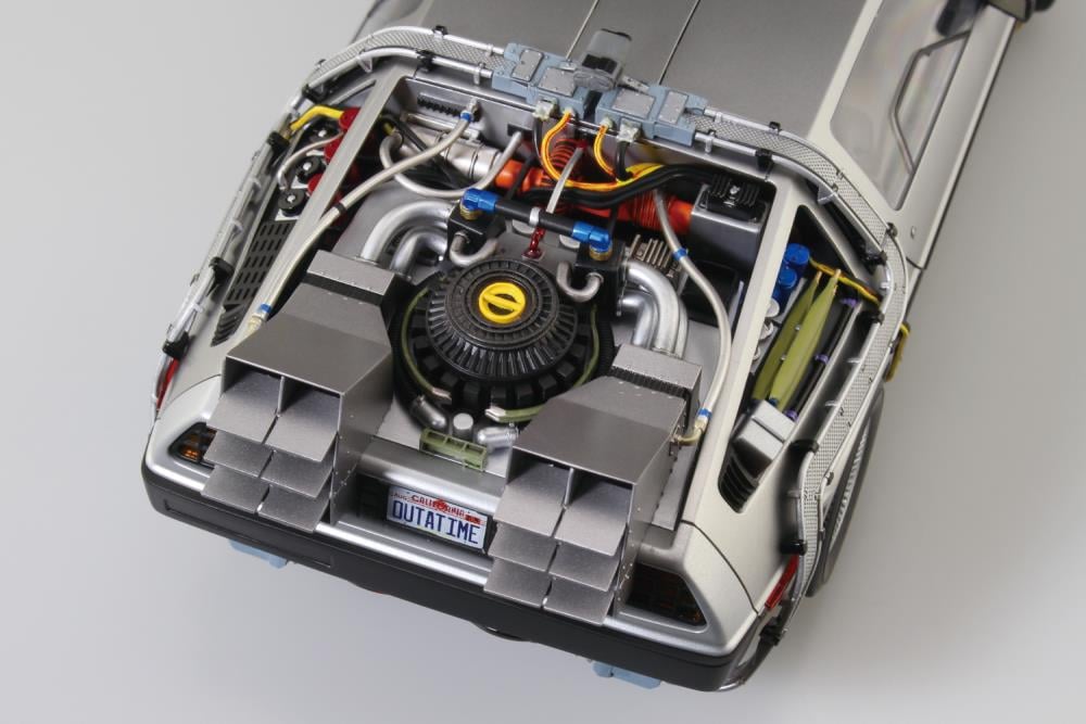 Back to the Future Movie Mecha No.BT-01 Time Machine 1/24 Scale Model Kit Gallery Image 5