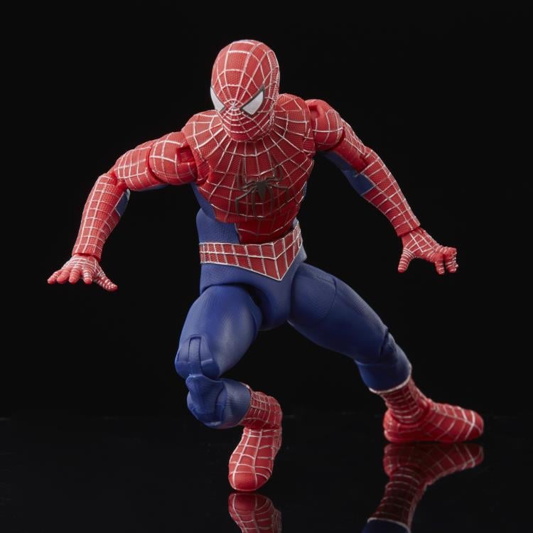 Spider-Man: No Way Home Marvel Legends Spider-Man (Multiverse Edition) Exclusive Action Figure Three-Pack Gallery Image 9