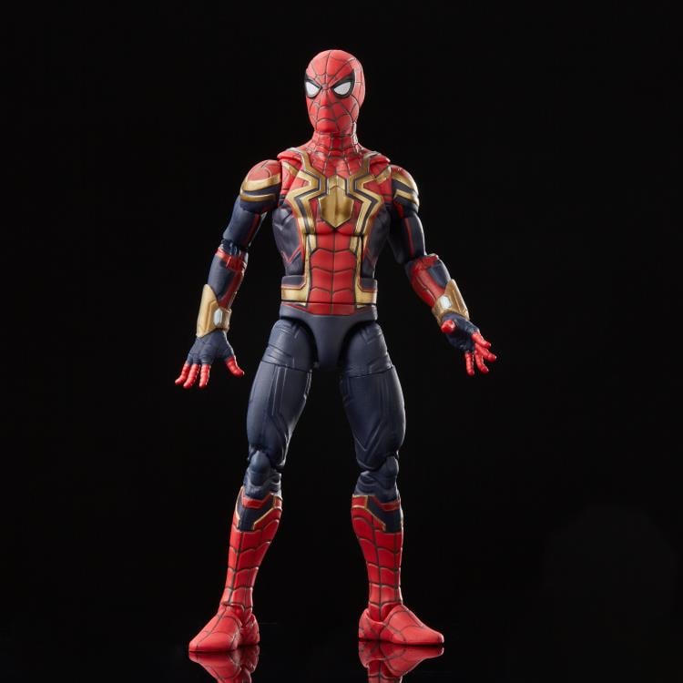 Spider-Man: No Way Home Marvel Legends Spider-Man (Multiverse Edition) Exclusive Action Figure Three-Pack Gallery Image 4