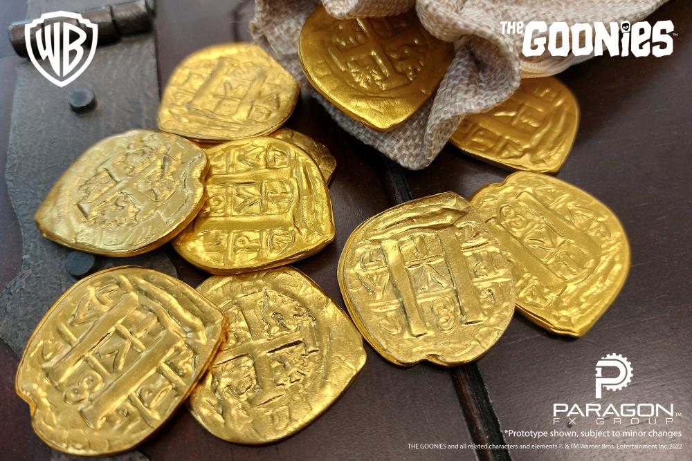 The Goonies One-Eyed Willy's Loot Limited Edition Prop Replica Set Gallery Image 5