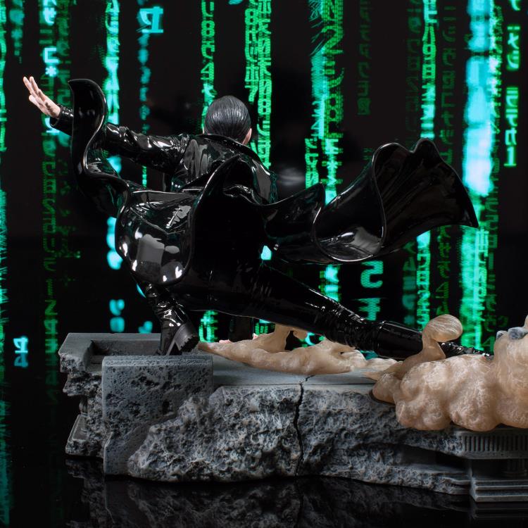 The Matrix Gallery Trinity Figure Diorama Gallery Image 5
