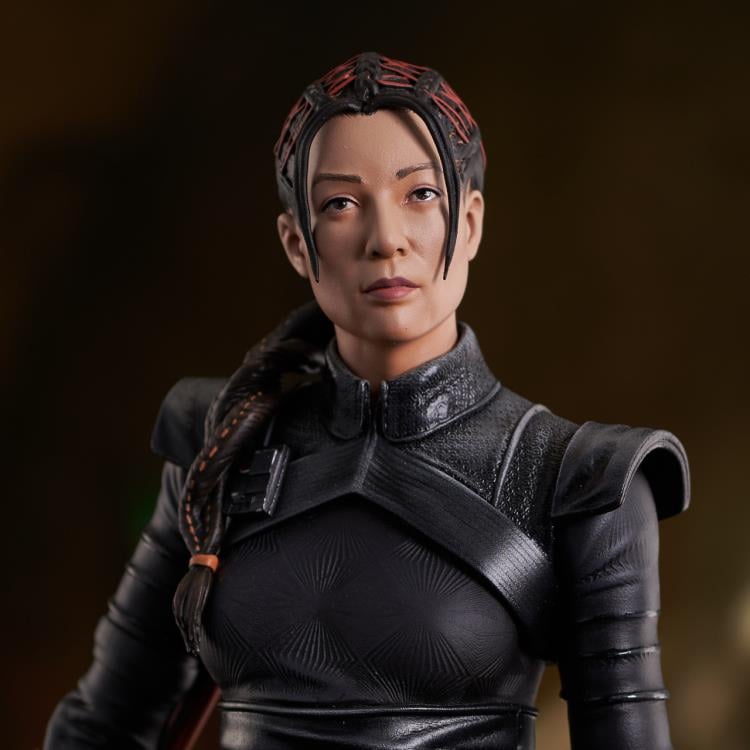 The Mandalorian Premier Collection Fennec Shand 1/7 Scale Limited Edition Statue Gallery Image 7