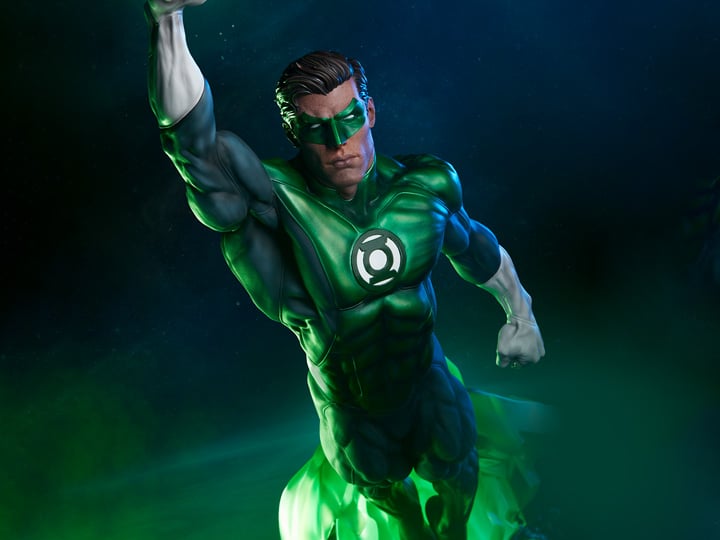 DC Comics Premium Format Green Lantern (Hal Jordan) Statue Gallery Image 1