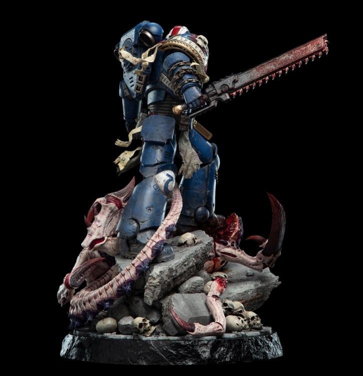 Warhammer 40k Lieutenant Titus (Limited Edition) 1/6 Scale Statue Gallery Image 10