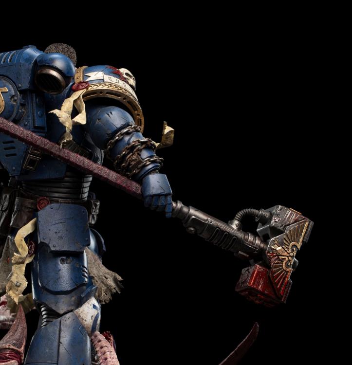 Warhammer 40k Lieutenant Titus (Limited Edition) 1/6 Scale Statue Gallery Image 25