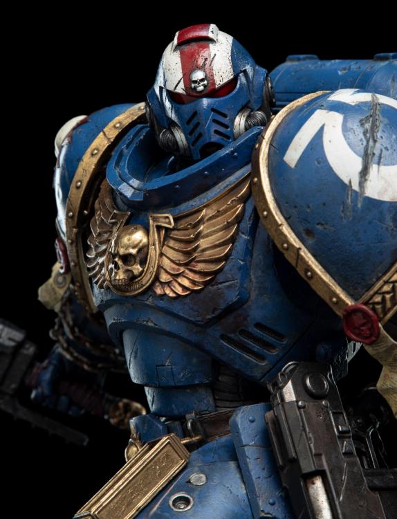 Warhammer 40k Lieutenant Titus (Limited Edition) 1/6 Scale Statue Gallery Image 20