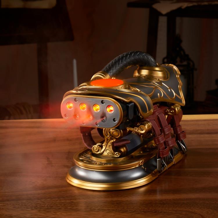 Magic: The Gathering Chandra Pyromancer’s Gauntlet 1:1 Scale Replica Gallery Image 3
