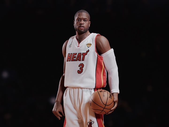 NBA Real Masterpiece Dwyane Wade 1/6 Scale Figure