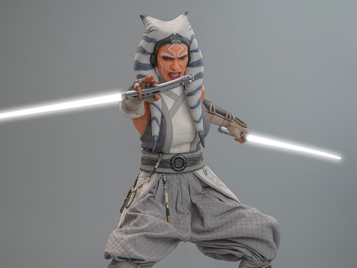 Star Wars: Ahsoka TMS118 Ahsoka Tano 1/6th Scale Collectible Figure Gallery Image 1