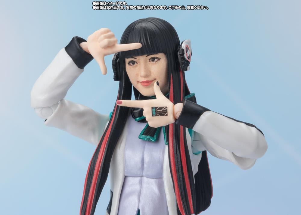 Kamen Rider Zero-One S.H.Figuarts Azu Exclusive Action Figure Gallery Image 6