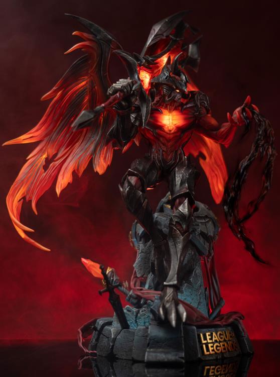 League of Legends Aatrox Statue Gallery Image 5