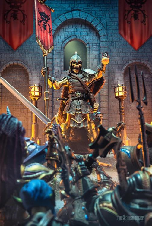 Mythic/Cosmic Legions Wal-Torr The Mad LegionsCon 2023 Exclusive Action Figure Two-Pack Gallery Image 4