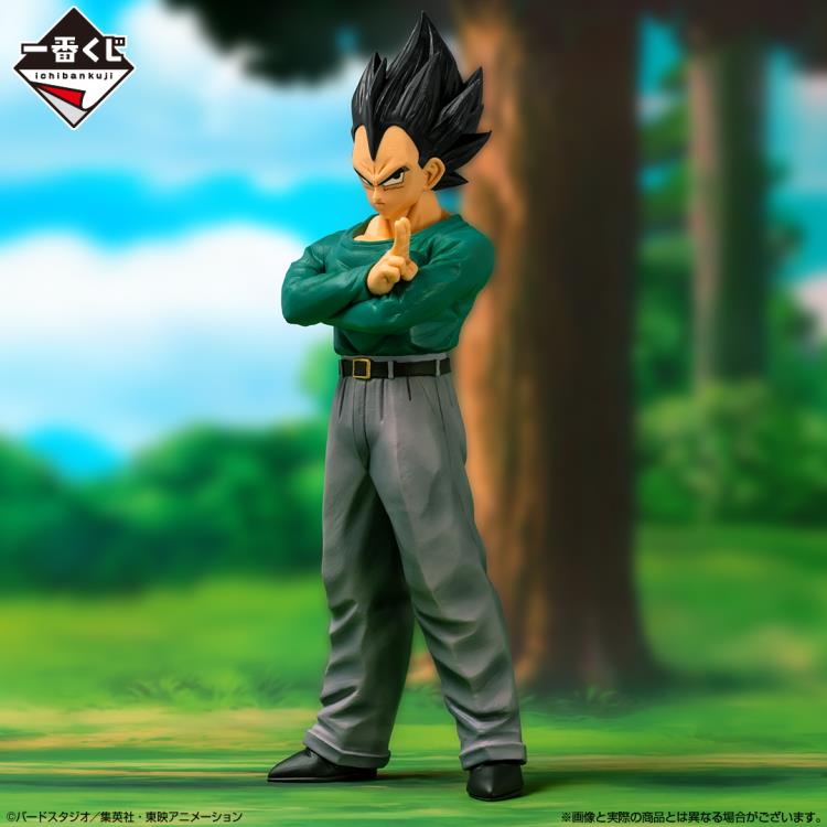 Dragon Ball Z Ichibansho Masterlise Vegeta (Future) (Dueling to the Future) Figure Gallery Image 3