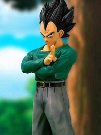 Dragon Ball Z Ichibansho Masterlise Vegeta (Future) (Dueling to the Future) Figure Gallery Image 2