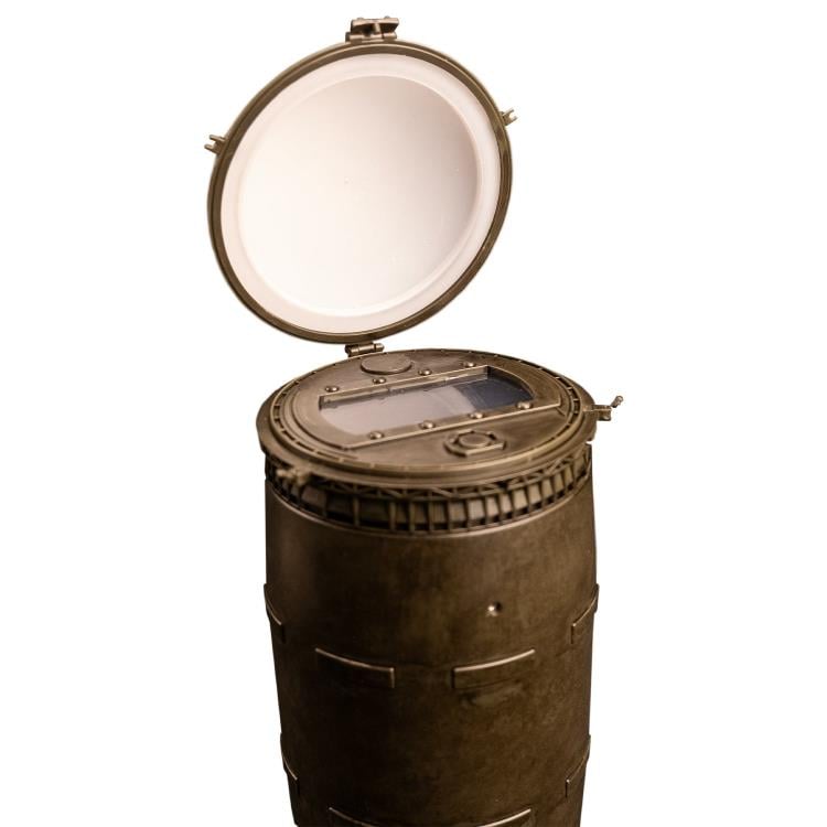 Return of the Living Dead 245 Trioxin Barrel Accessory Set Gallery Image 7