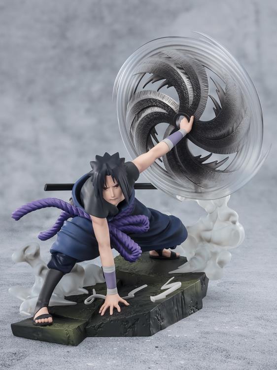 Naruto: Shippuden FiguartsZERO Extra Battle Sasuke Uchiha (The Light & Dark of the Mangekyo Sharingan) Gallery Image 3