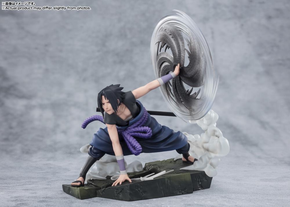 Naruto: Shippuden FiguartsZERO Extra Battle Sasuke Uchiha (The Light & Dark of the Mangekyo Sharingan) Gallery Image 4