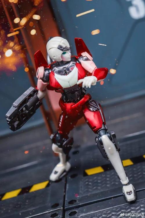 Transformers: Rise of the Beasts Classic Class 07 Arcee Model Kit (71152) (International Ver.) Gallery Image 7