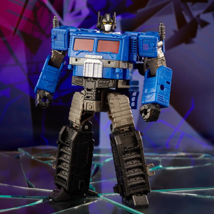 Transformers Shattered Glass Leader Ultra Magnus Exclusive Gallery Image 8
