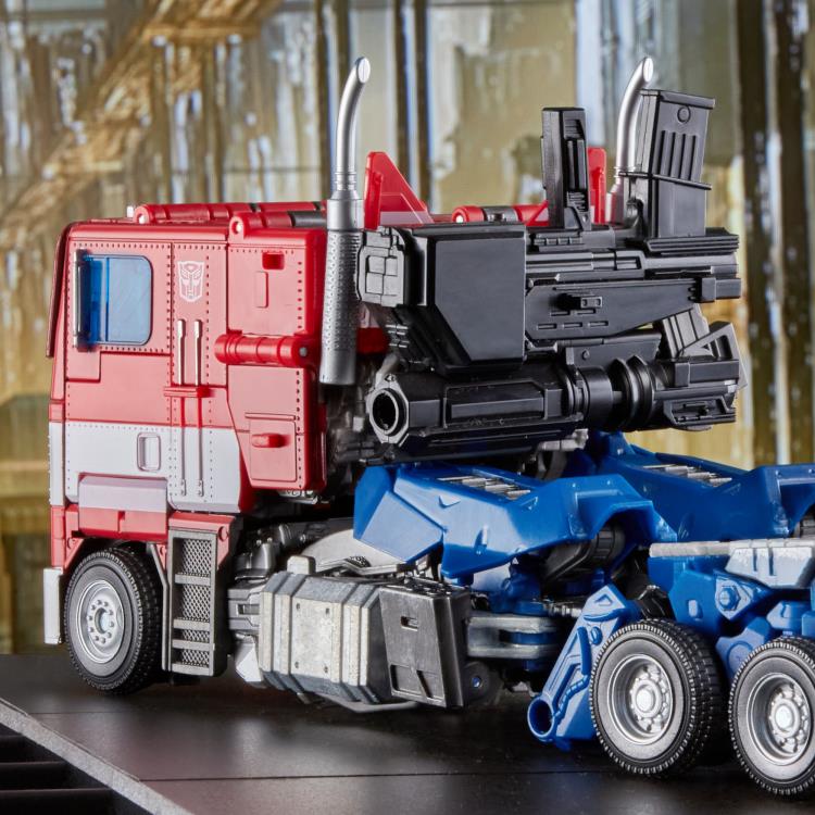 Transformers Masterpiece Movie Series MPM-12 Optimus Prime Exclusive Gallery Image 12