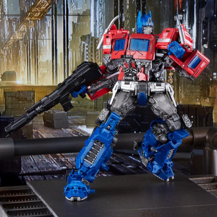 Transformers Masterpiece Movie Series MPM-12 Optimus Prime Exclusive Gallery Image 5
