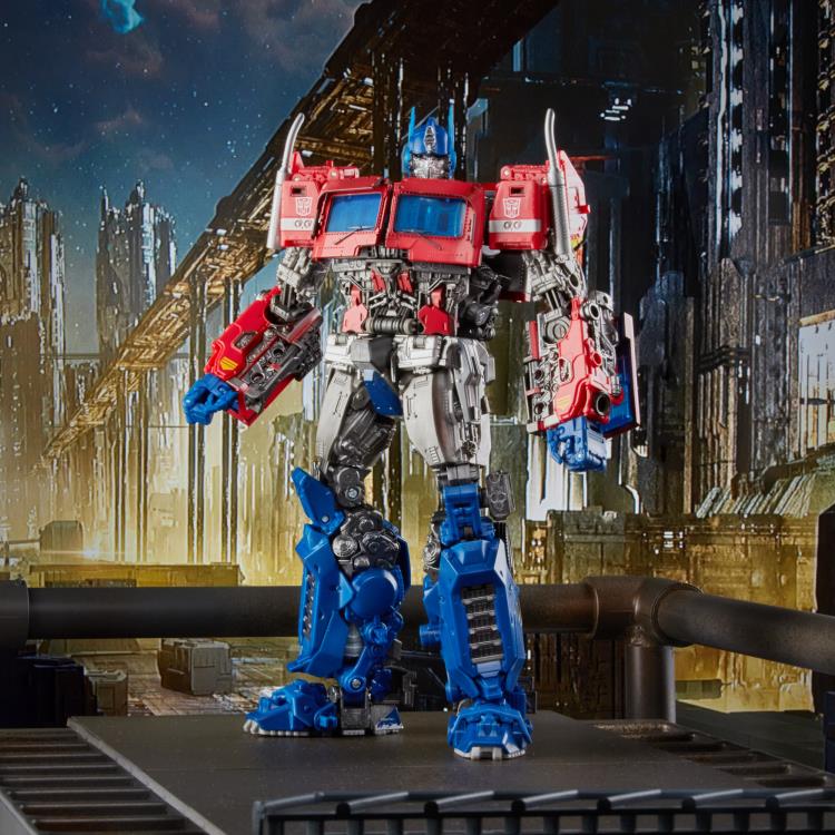 Transformers Masterpiece Movie Series MPM-12 Optimus Prime Exclusive Gallery Image 3