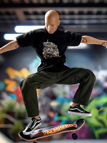 Palm Hero Simply Fun Series The Skateboarder 1/12 Scale Action Figure