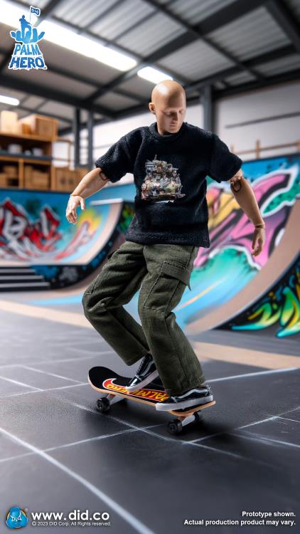 Palm Hero Simply Fun Series The Skateboarder 1/12 Scale Action Figure Gallery Image 5
