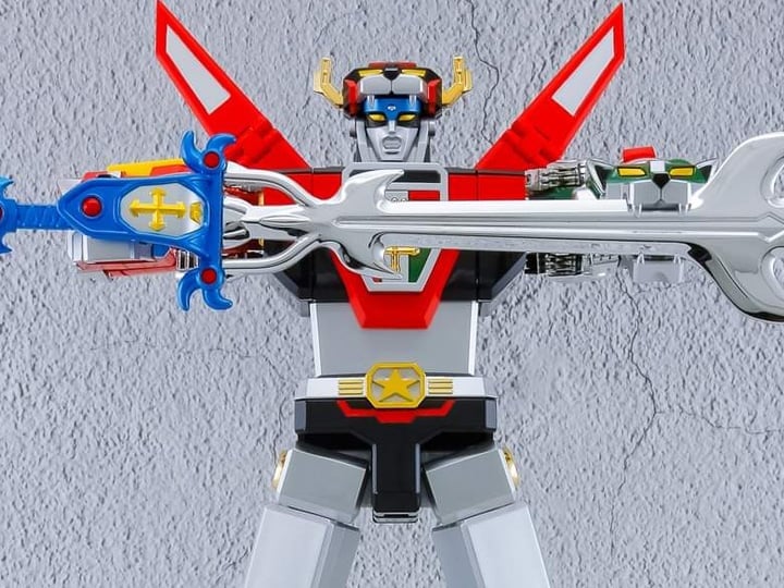 Voltron: Defender of the Universe Action Gokin Series Voltron Lion Force Figure Gallery Image 1
