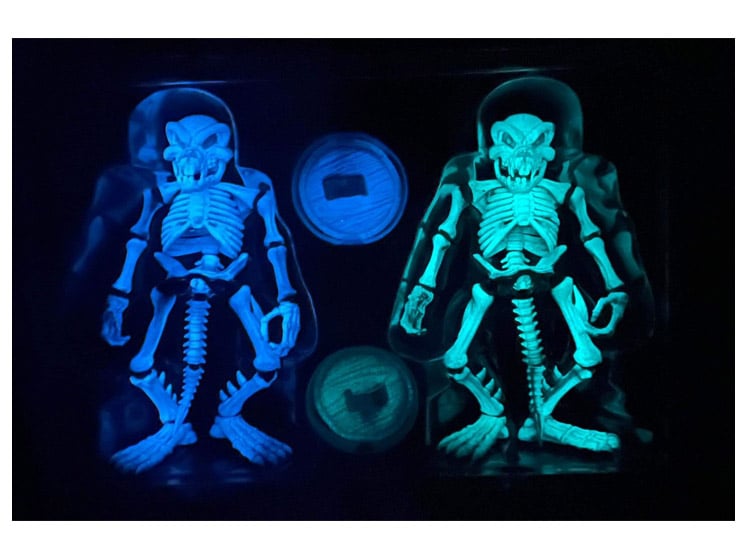Battletoads Rat Bones Figure Limited Edition Glow-in-the-Dark Two-Pack Gallery Image 3