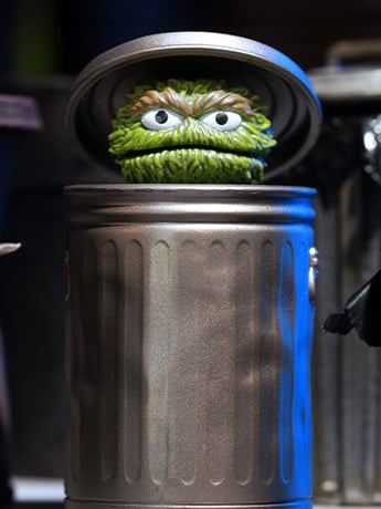 Sesame Street ReAction Oscar the Grouch Figure Gallery Image 2