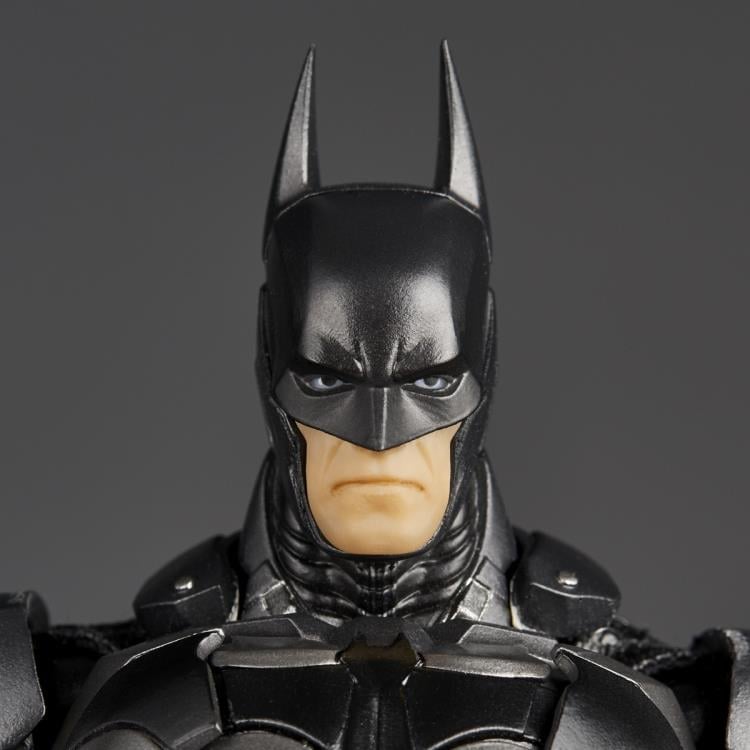 Batman: Arkham Knight Amazing Yamaguchi Revoltech Action Figure