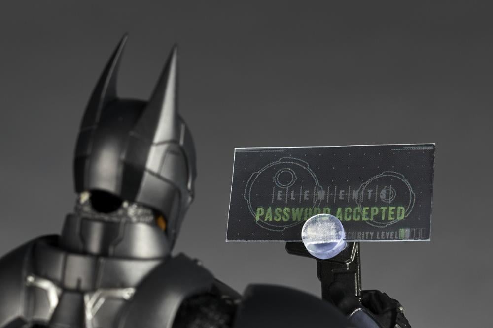 Batman: Arkham Knight Amazing Yamaguchi Revoltech NR038 Batman Action Figure Gallery Image 15