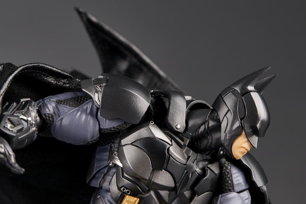 Batman: Arkham Knight Amazing Yamaguchi Revoltech NR038 Batman Action Figure Gallery Image 7