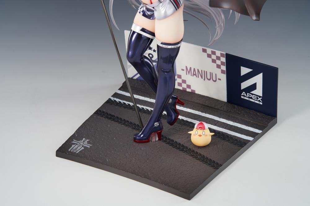 Azur Lane Prinz Eugen (Final Lap Ver.) 1/7 Scale Figure Gallery Image 9