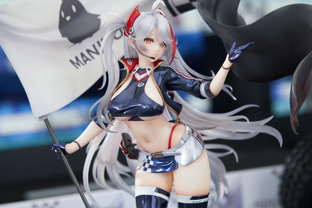 Azur Lane Prinz Eugen (Final Lap Ver.) 1/7 Scale Figure Gallery Image 12
