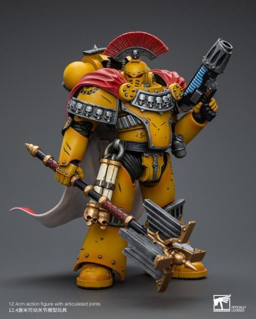Warhammer: The Horus Heresy Imperial Fists Legion Chaplain Consul 1/18 Scale Action Figure Gallery Image 6