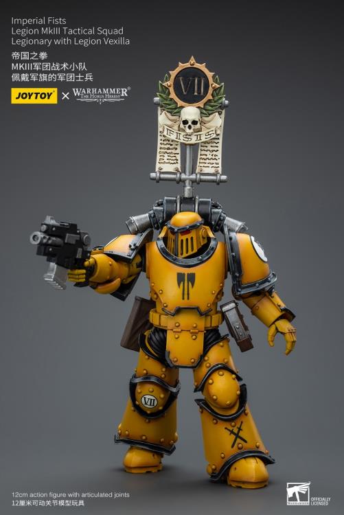 Warhammer: The Horus Heresy Imperial Fists Legion MkIII Tactical Squad Legionary with Legion Vexilla 1/18 Scale Action Figure Gallery Image 7