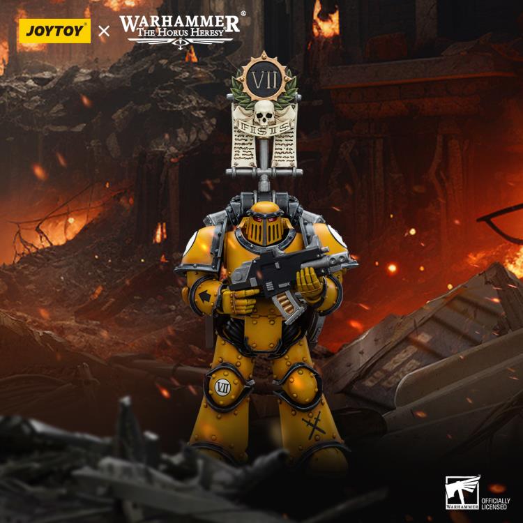 Warhammer: The Horus Heresy Imperial Fists Legion MkIII Tactical Squad Legionary with Legion Vexilla 1/18 Scale Action Figure Gallery Image 3