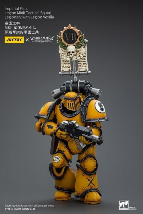 Warhammer: The Horus Heresy Imperial Fists Legion MkIII Tactical Squad Legionary with Legion Vexilla 1/18 Scale Action Figure Gallery Image 6