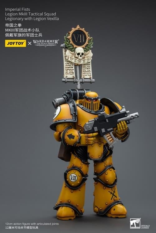 Warhammer: The Horus Heresy Imperial Fists Legion MkIII Tactical Squad Legionary with Legion Vexilla 1/18 Scale Action Figure Gallery Image 9