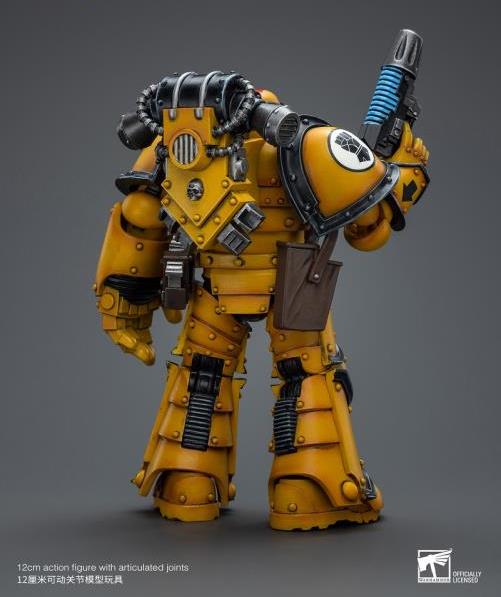 Warhammer: The Horus Heresy Imperial Fists Legion MkIII Tactical Squad Sergeant with Power Fist 1/18 Scale Action Figure Gallery Image 10