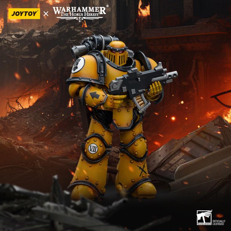 Warhammer: The Horus Heresy Imperial Fists Legion MkIII Tactical Squad Legionary with Bolter 1/18 Scale Action Figure Gallery Image 3