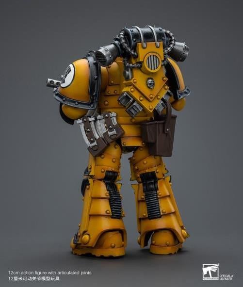 Warhammer: The Horus Heresy Imperial Fists Legion MkIII Tactical Squad Legionary with Bolter 1/18 Scale Action Figure Gallery Image 10