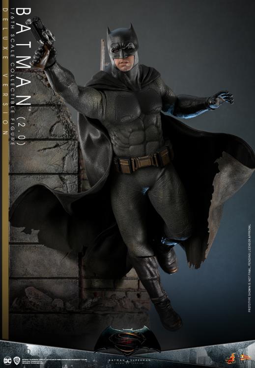 Batman v Superman: Dawn of Justice MMS732 Batman (Ver.2) Deluxe 1/6th Scale Collectible Figure Gallery Image 11